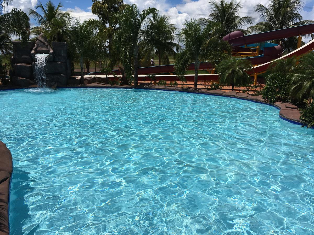 Grandes Lagos Resorts E Parque Aquatico Santa Clara d'Oeste Zewnętrze zdjęcie